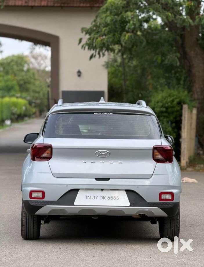 Hyundai Venue, 2021, Petrol