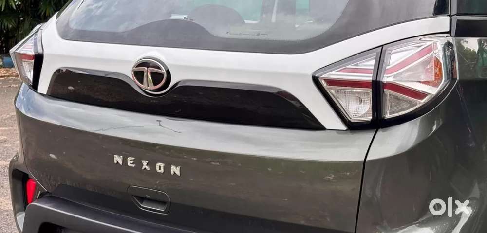 Tata Nexon 1.2 Revotron Xm Plus (s), 2023, Petrol