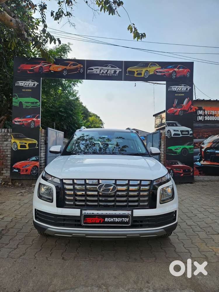 Hyundai Venue S 1.2 Petrol, 2024, Petrol