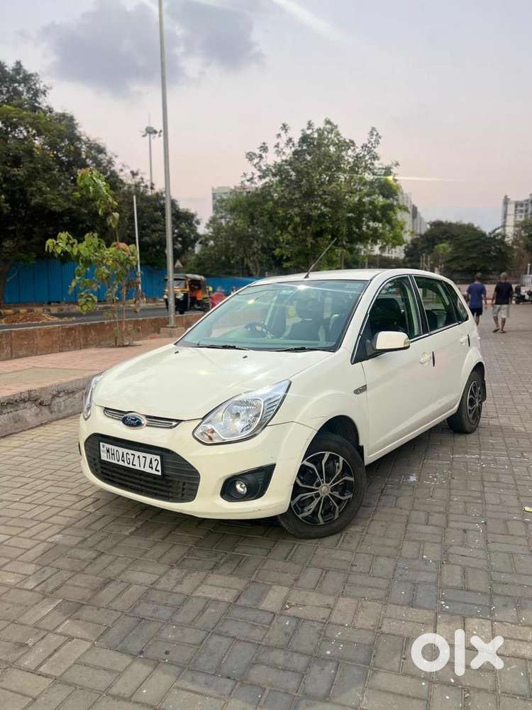 Ford Figo Petrol Car 2015