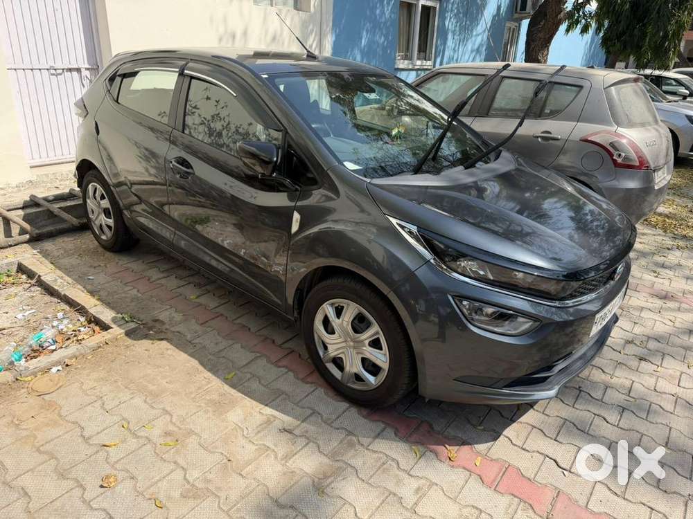 Tata Altroz 2021 Petrol 49000 Km Driven