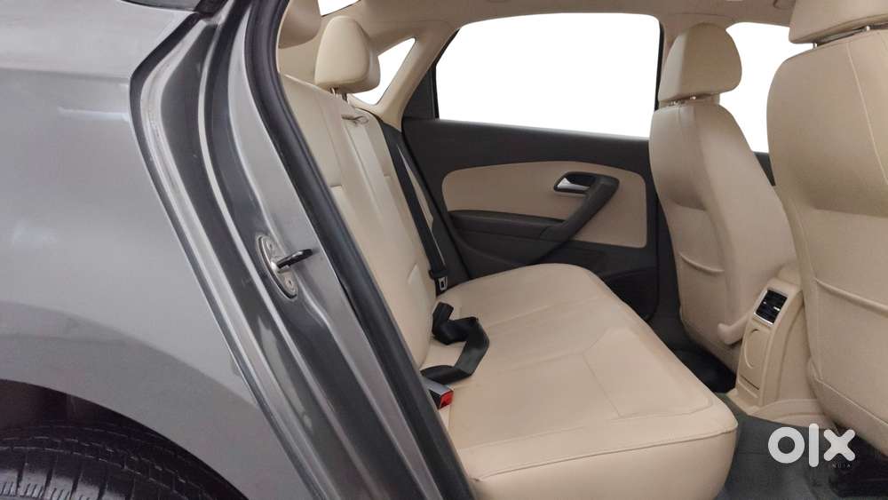 Volkswagen Vento Petrol Highline, 2013, Petrol