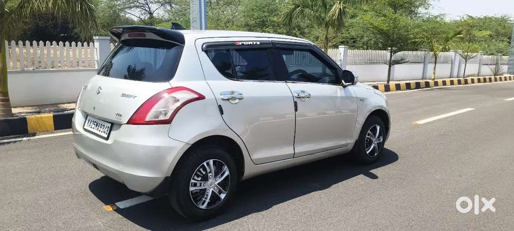 Maruti Suzuki Swift 2015 Diesel 118153 Km Driven