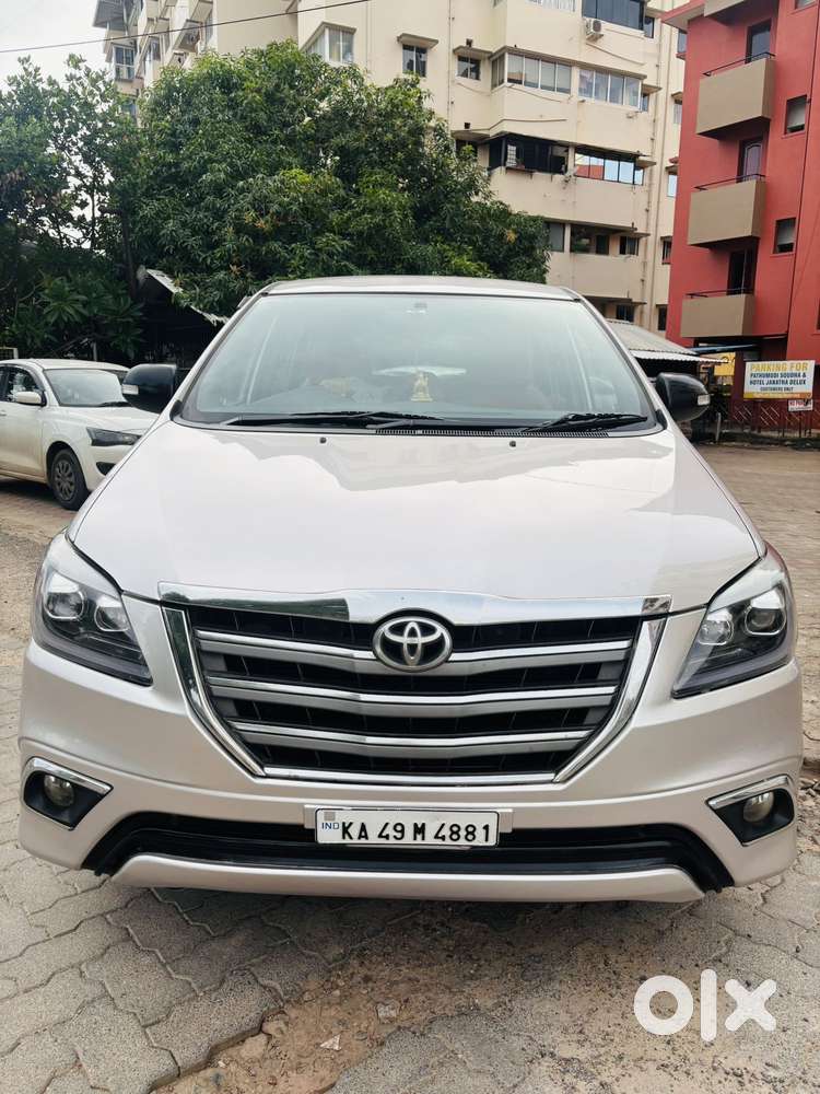 Toyota Innova 2.5 G (diesel) 8 Seater Bs Iv, 2009, Diesel