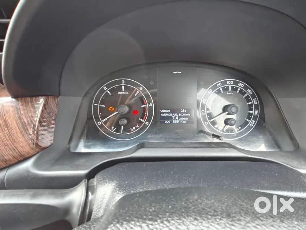 Toyota Innova Crysta 2.4 G (diesel)  67,000 Km