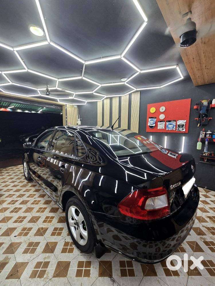 Skoda Rapid, 2013, Petrol