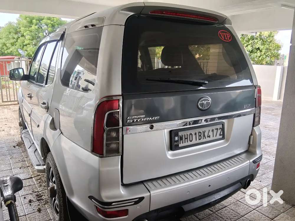 The Tata Safari Storme Vx Top Veriant 2013 December