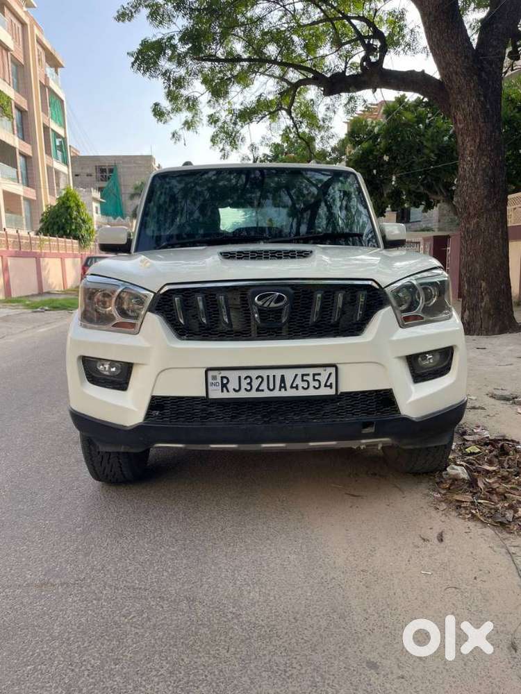 Mahindra Scorpio S10 8 Seater, 2015, Diesel