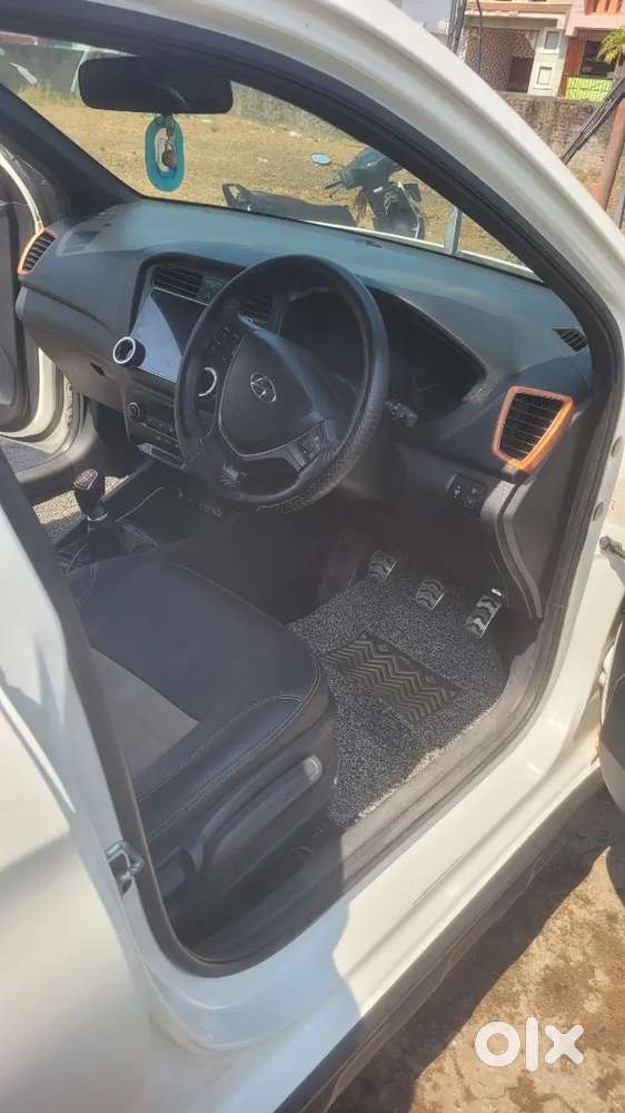 Hyundai I20 Active 2017 Diesel 105864 Km Driven