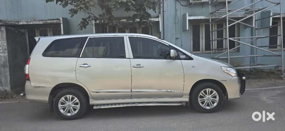 Toyota Innova 2016 Diesel Well Maintained Fancy Number