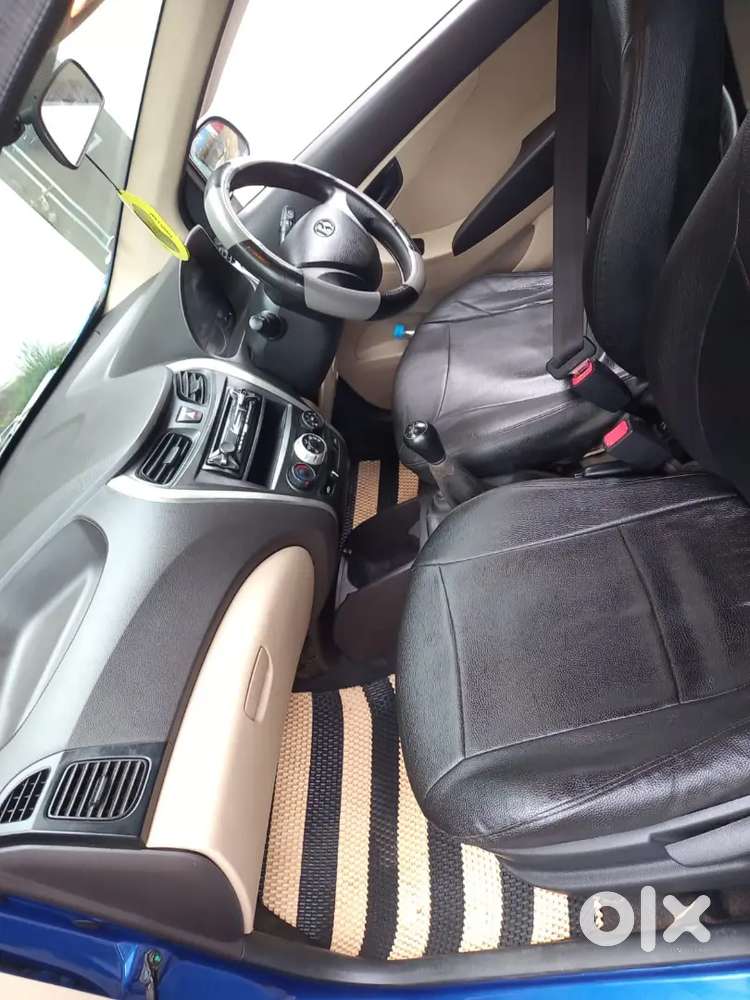 Hyundai Eon Era Plus Petrol Automatic 8 Year