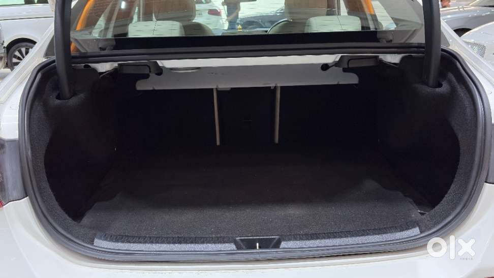 Mercedes-benz A-class Limousine 200, 2024, Petrol