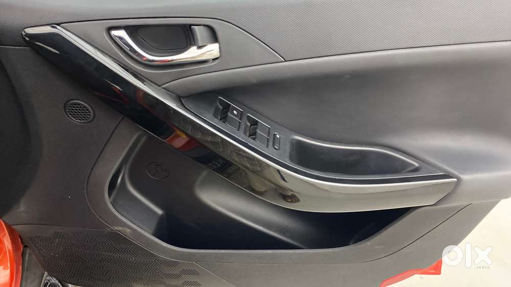 Tata Nexon Fearless S Purple 1.2 Revotron Petrol 6mt Dual Tone, 2024..