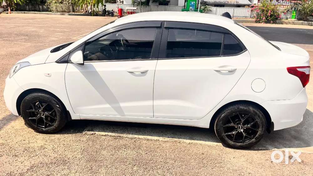 Hyundai Xcent 2017 Petrol 51000 Km Driven