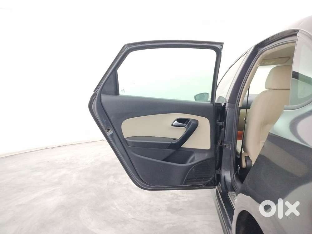 Volkswagen Vento 1.6 Highline, 2021, Petrol