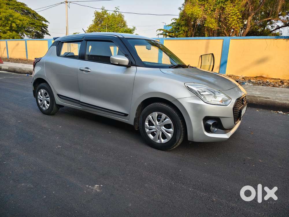 Maruti Suzuki Swift Vxi 1.2 Abs Bs-iv, 2018, Petrol