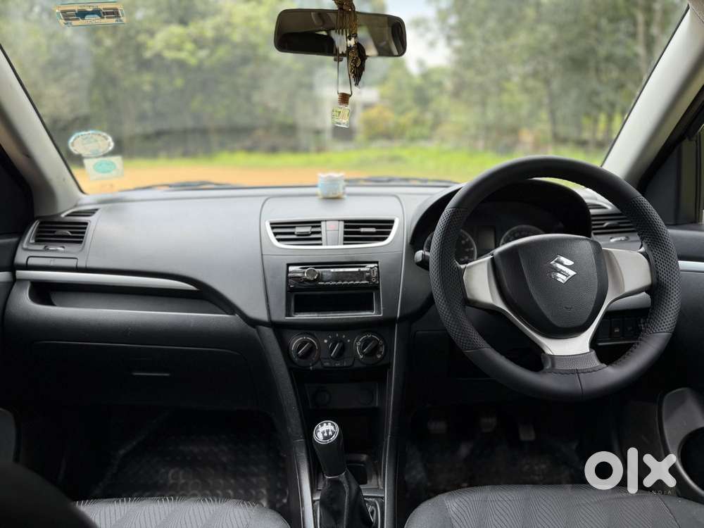 Maruti Suzuki Swift Vxi Glory Limited Edition, 2011, Petrol