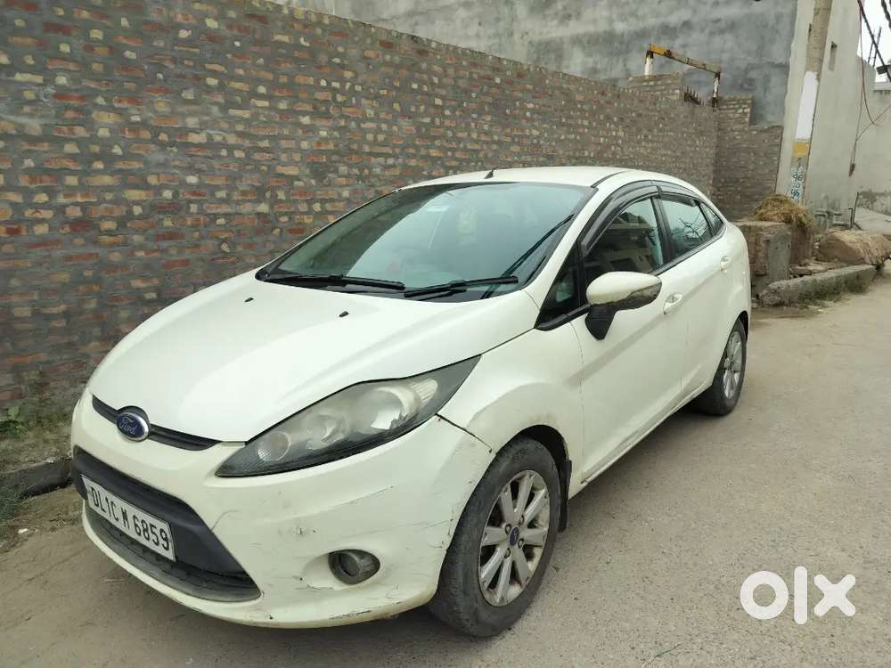 Ford Fiesta 2012 Cng & Hybrids 72000 Km Driven