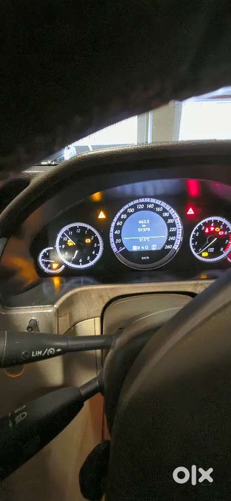Mercedes-benz E-class 2011