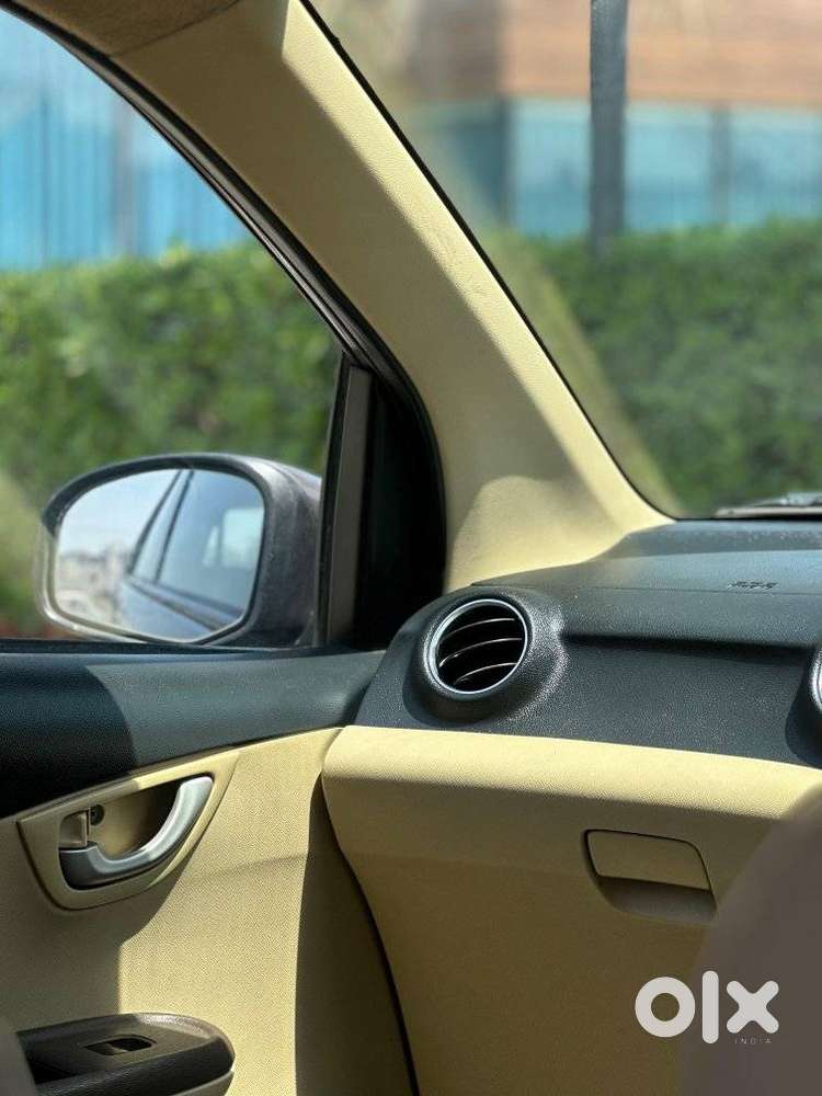 Honda Brio 2011-2013 V Mt, 2012, Petrol