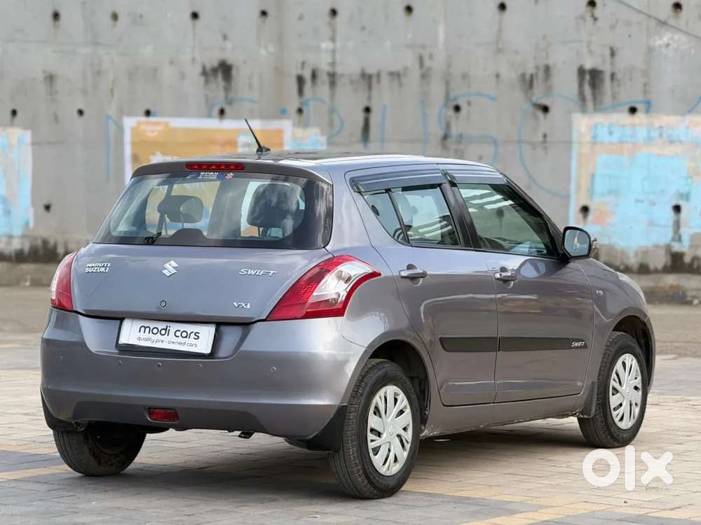 Maruti Suzuki Swift Vxi, 2015, Petrol