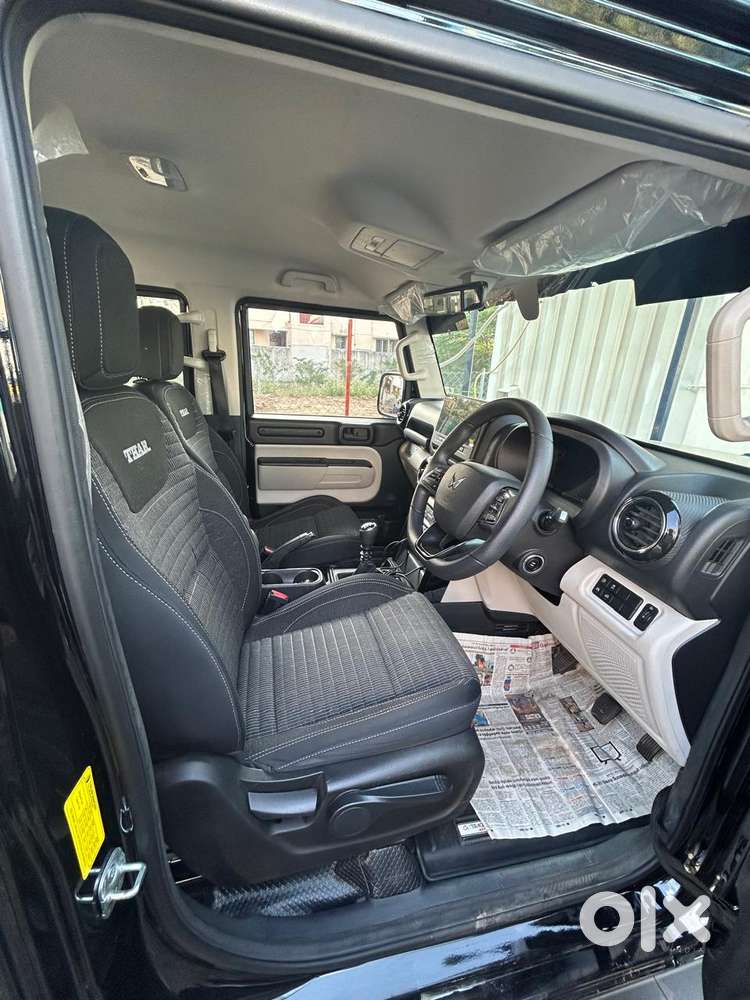 Mahindra Thar Roxx Mx5 Petrol Mt 2wd, 2025, Diesel