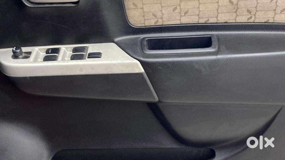 Maruti Suzuki Wagon R 1.0 Vxi, 2016, Petrol