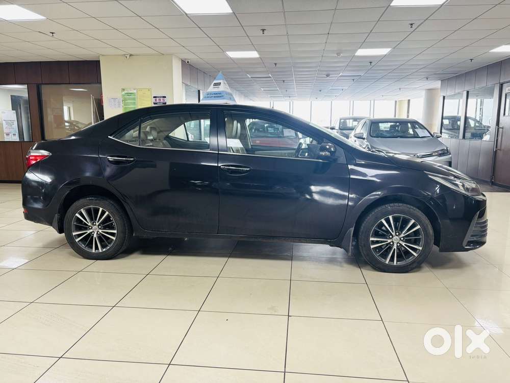 Toyota Corolla Altis 1.8 Gl, 2017, Petrol