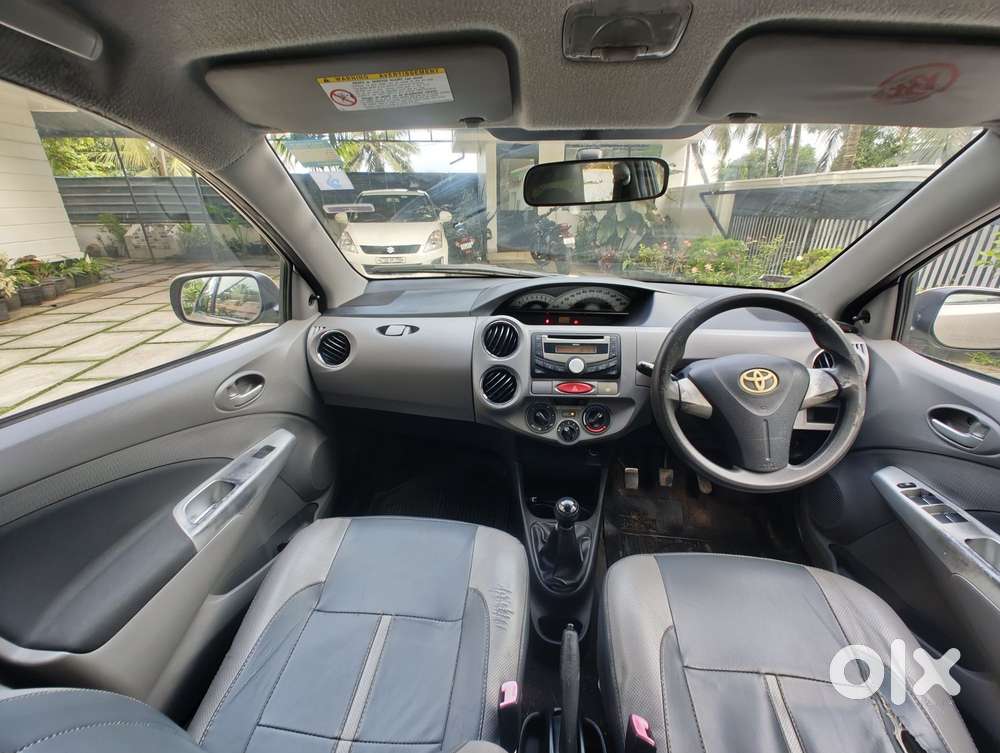 Toyota Etios, 2011, Petrol