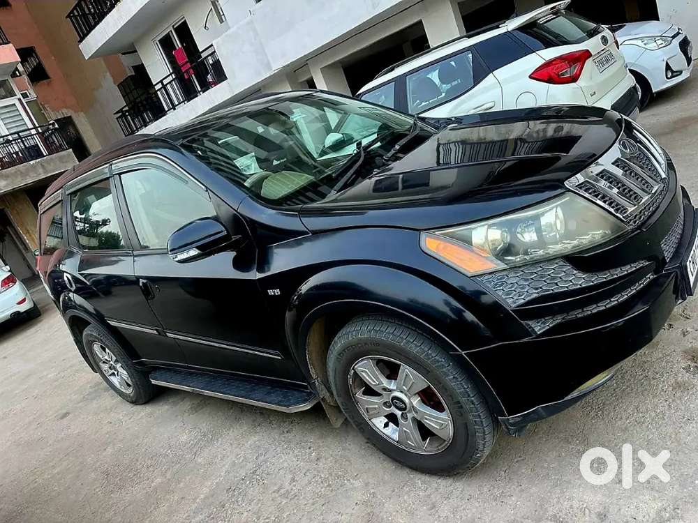 First Onwer Mahindra Xuv500 2012 Diesel Manual 2wd None Accidental