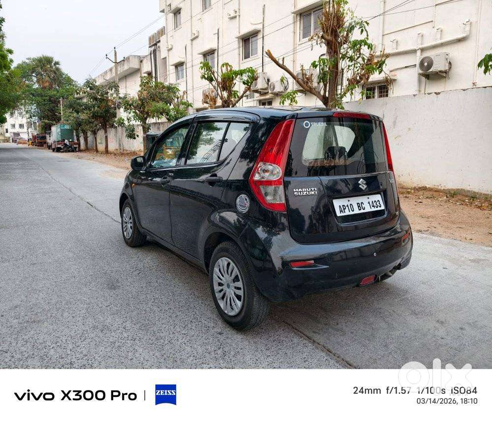 Maruti Suzuki Ritz Vxi, 2012, Petrol