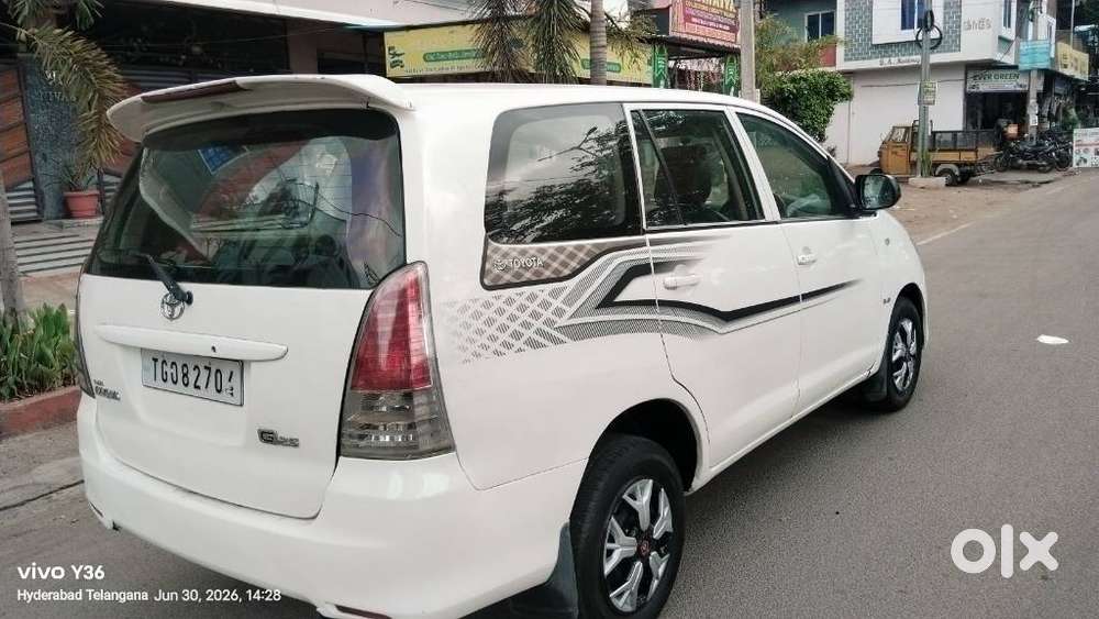Toyota Innova 2.5 Z Diesel 7 Seater, 2007, Diesel