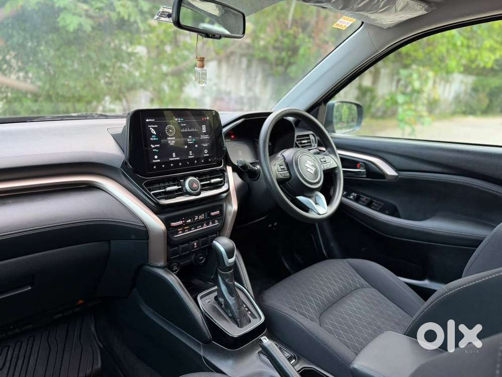 Maruti Suzuki Grand Vitara 1.5 Zeta Plus Intelligent Hybrid Ecvt, 20..