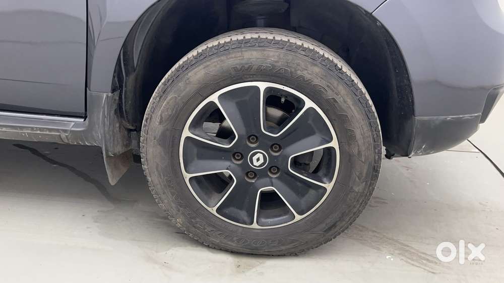 Renault Duster 2020-2022 1.5 Rxs Petrol, 2019, Petrol