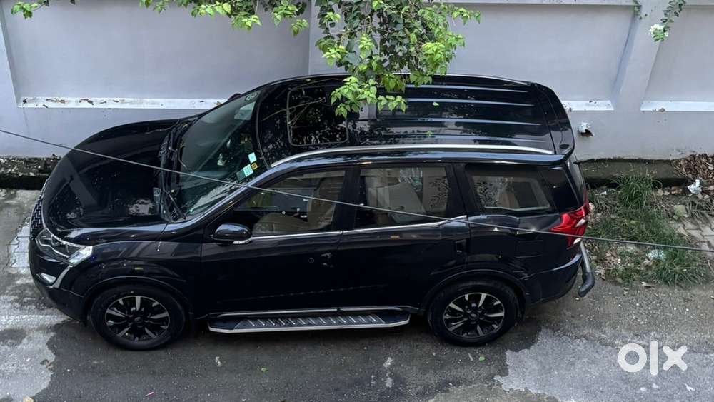 Advocate Car Mahindra Xuv500 7 Seator