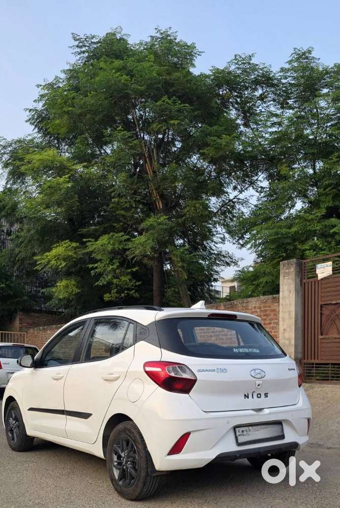 Hyundai Grand I10 Nios Sportz 1.2 At, 2021, Petrol