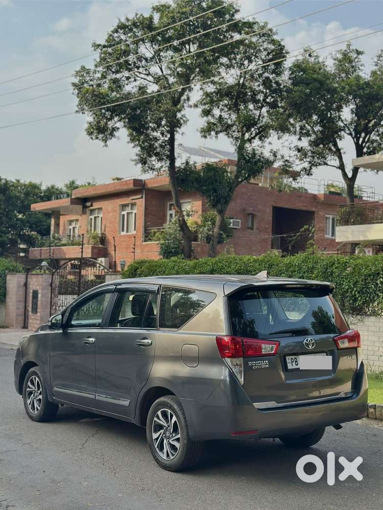 Toyota Innova Crysta 2.8 Gx At, 2021, Diesel