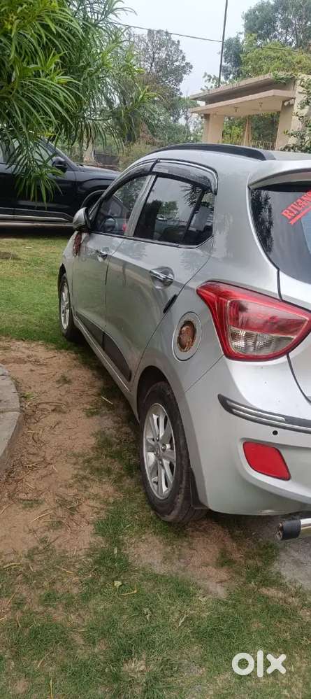 Hyundai Grand I10 2015 Petrol 70000 Km Driven