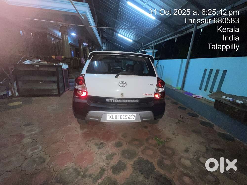 Toyota Etios Cross 2014