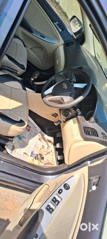 Hyundai Fluidic Verna 2015