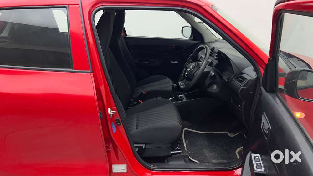 Maruti Suzuki Swift 1.3 Lxi, 2023, Petrol