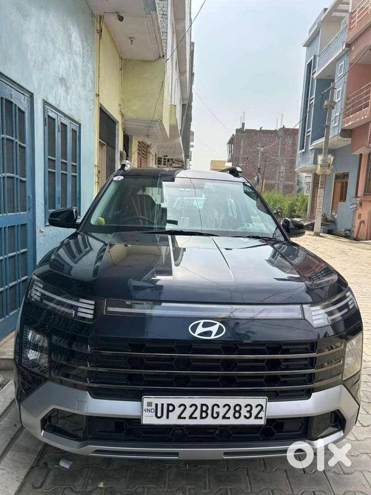 Hyundai Alcazar 2025 Petrol Well Maintained