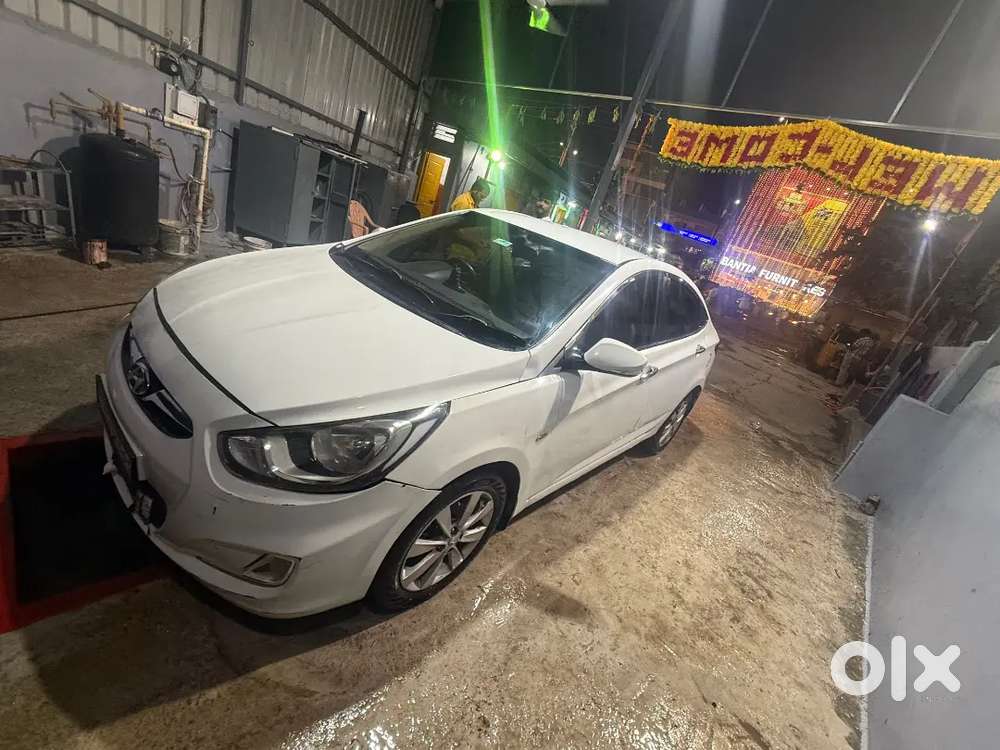 Hyundai Verna 2012 Diesel Manual