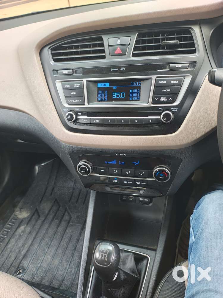 Hyundai Elite I20 Sportz (o) 1.2, 2016, Petrol