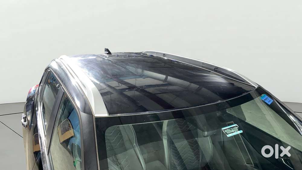 Nissan Magnite 1.0 Xv Premium, 2022, Petrol