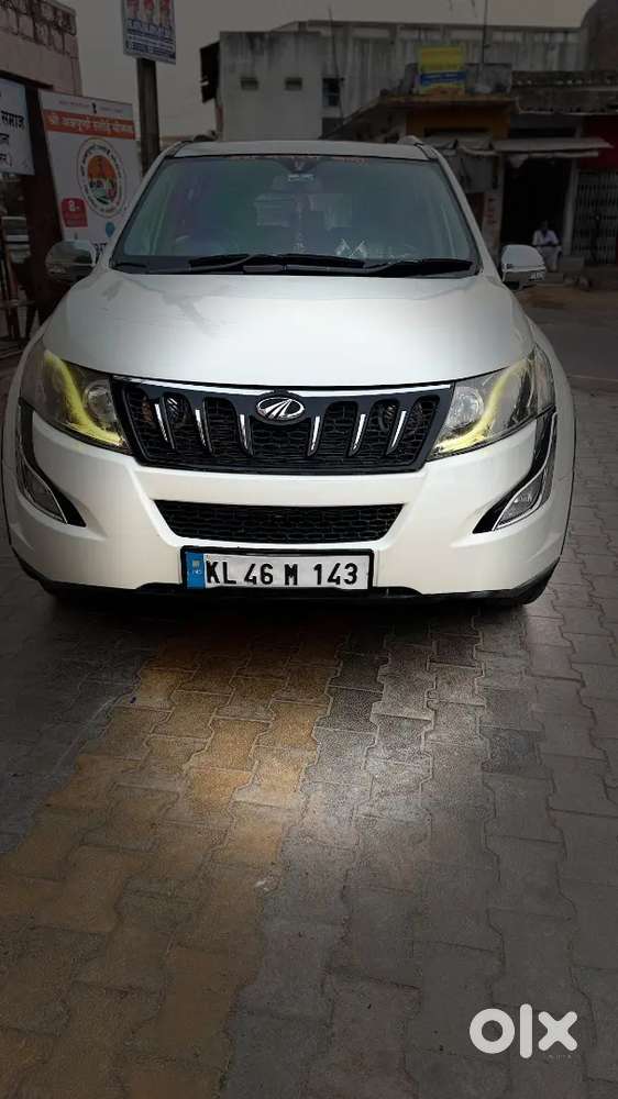Mahindra Xuv500 2015