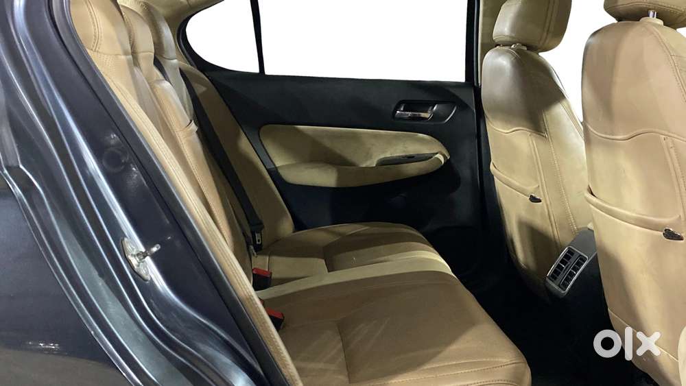 Honda City 1.5 V 5th Gen I-vtec Mt, 2022, Petrol