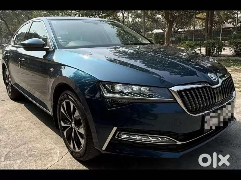 Skoda Superb 2.0 L&k Tsi At, 2022, Petrol