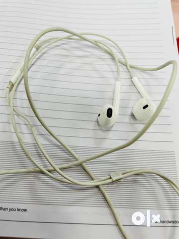 How to identify discount original iphone earphones