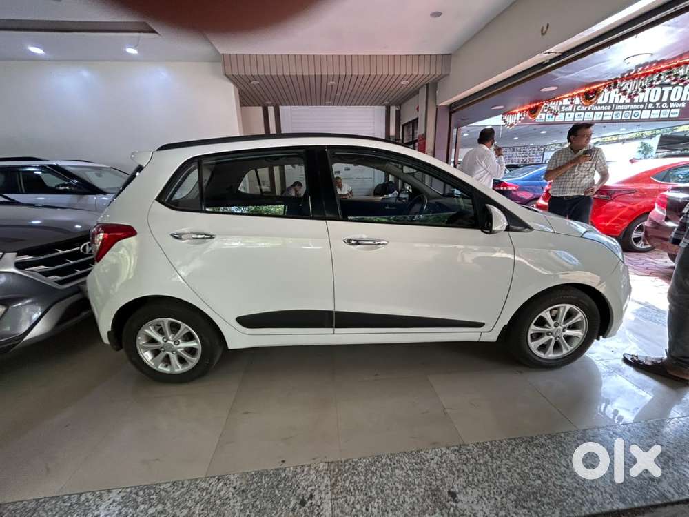 Hyundai Grand I10 Petrol 2015 Top End Model
